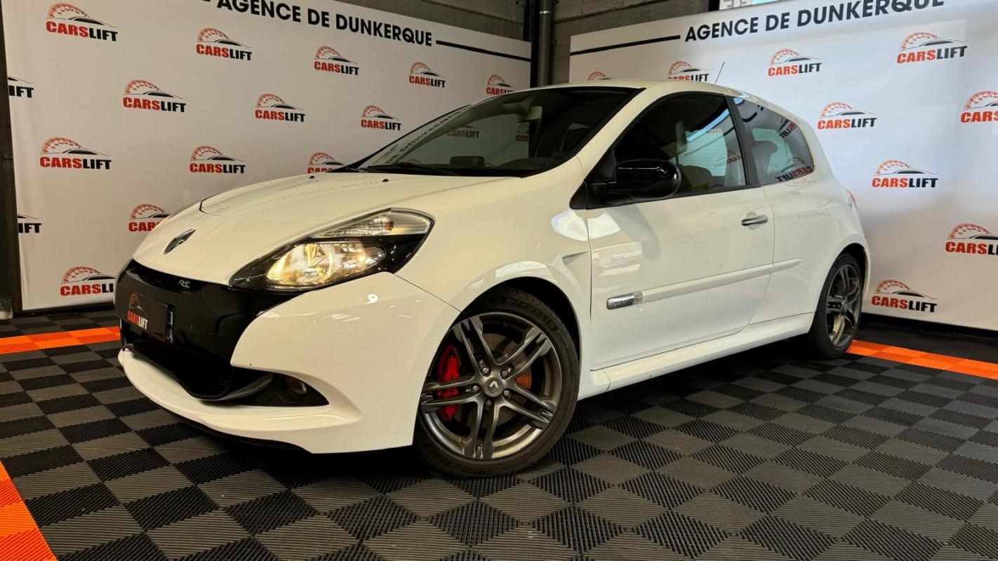 Renault Clio RS CUP 2.0 16 V 200 CH - GARANTIE 6 MOIS